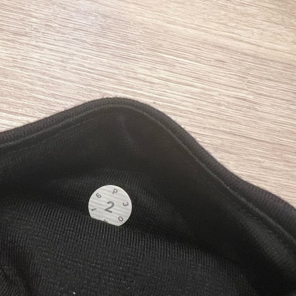 Black Lululemon Wonderunder Leggings - Picture 4 of 5